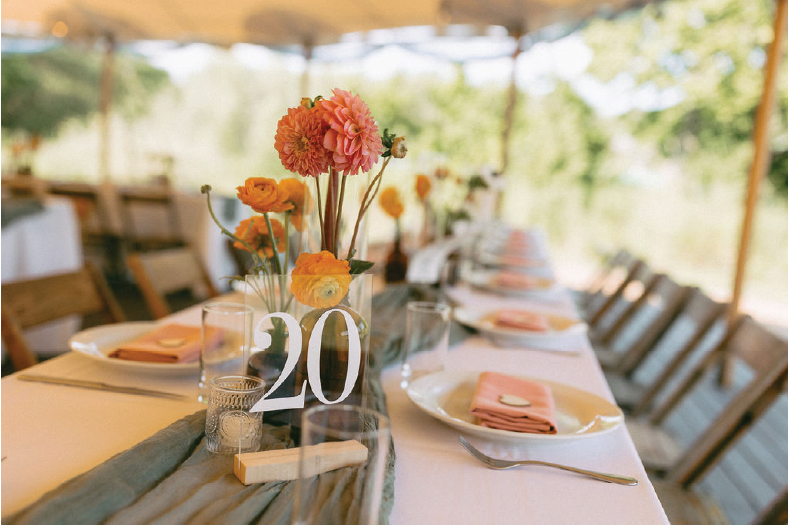 Blooming Hill Wedding Decor